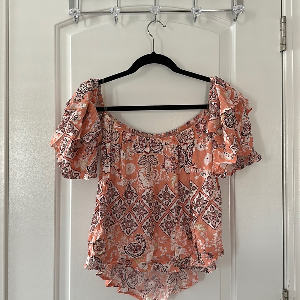 Women’s boho off the shoulder blouse with sleeves in Coral/floral, Size: M